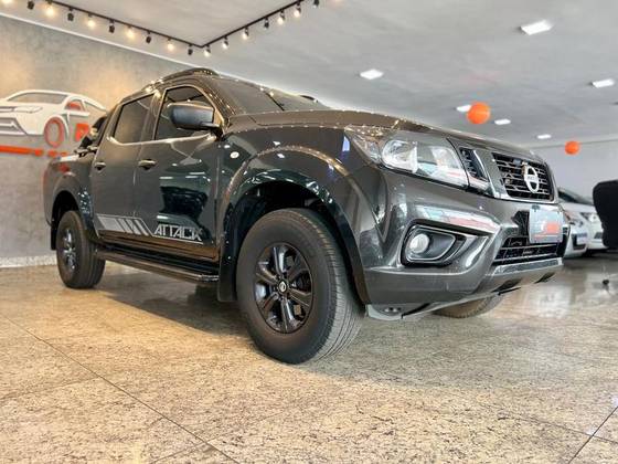 NISSAN FRONTIER 2.3 16V TURBO DIESEL ATTACK CD 4X4 AUTOMÁTICO NISSAN FRONTIER 2.3 16V TURBO DIESEL ATTACK CD 4X4 AUTOMÁTICO